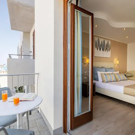 Soffio D'estate Hotel 3*