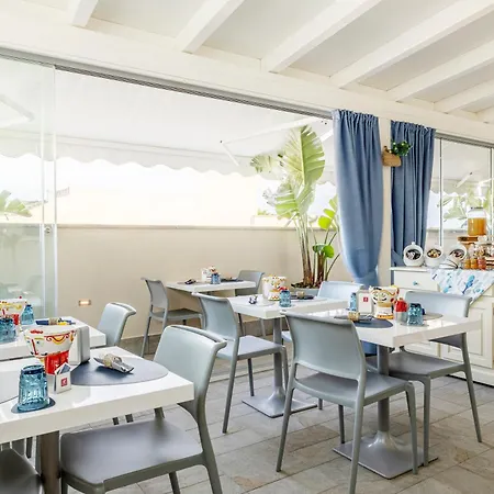 Soffio D'estate Hotel 3*